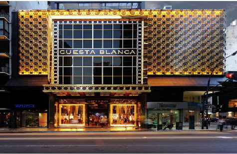 平江门头设计与商业空间的纽带。